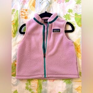 PATAGONIA VEST LILAC US SIZE 12/18 months